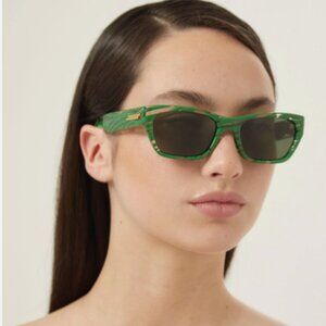 NWT BOTTEGA VENETA GREEN SUNGLASSES, WOMEN EYEWEAR BOTTEGA VENETA